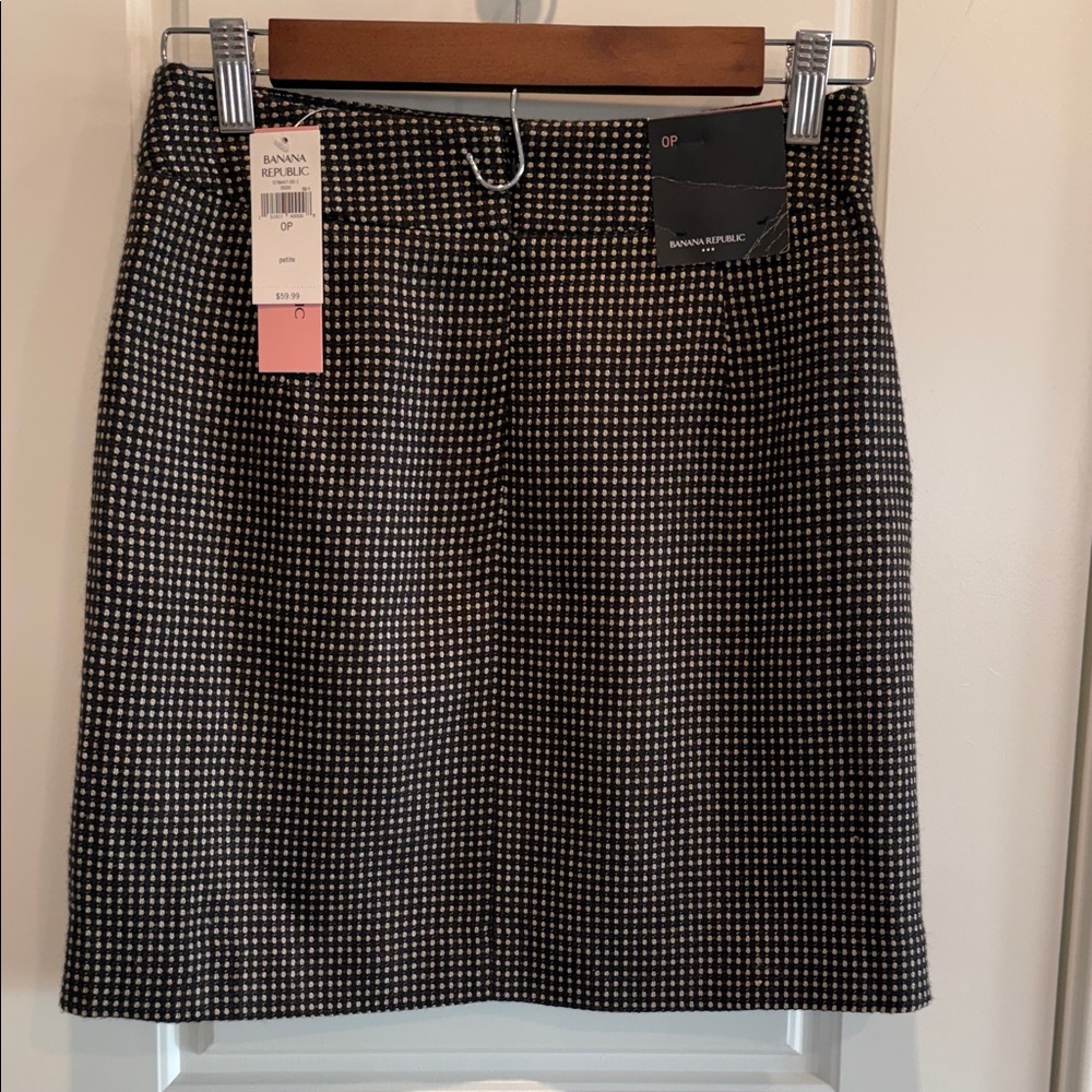 Banana Republic Black and White Checkered Pencil Skirt
